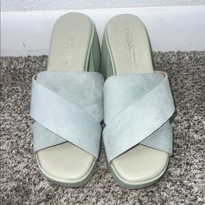 NILA & NILA
SANDALS